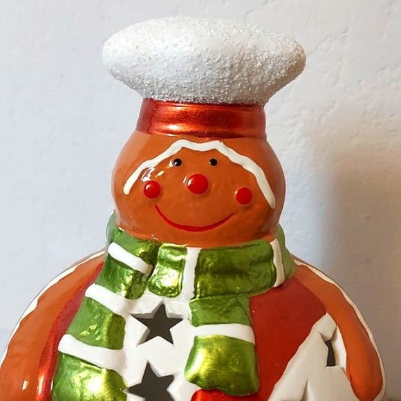 Christmas QVC Home Reflections Ceramic Gingerbread Luminary Flameless LED Orna… - Picture 6 of 10